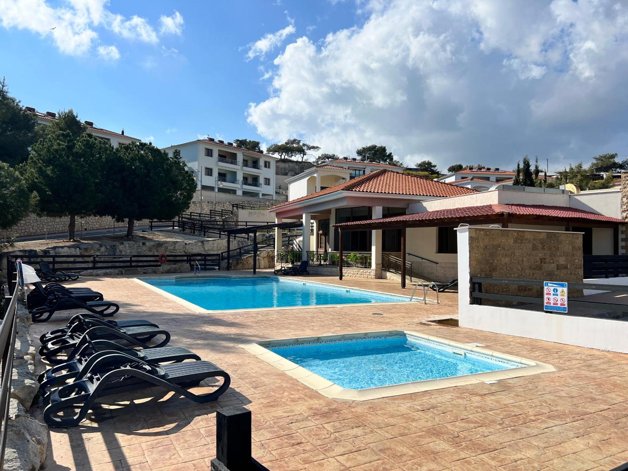 Zeus Holiday Home Писсури Экстерьер фото